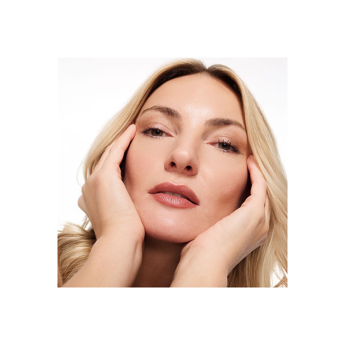 VOLUMAX PLUMP IT NUTRI-COLOUR 1 STICK 4 G TONO...